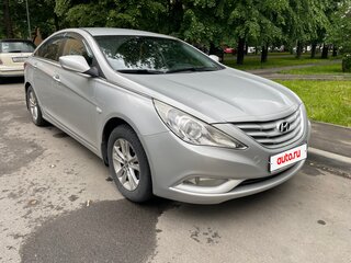 2011 Hyundai Sonata VI (YF), серебристый, 850000 рублей, вид 2