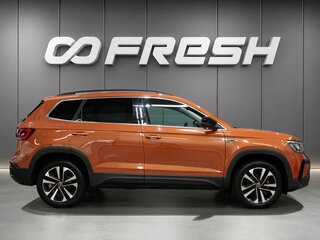 2021 Volkswagen Taos I, оранжевый, 2555000 рублей, вид 5