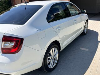 2018 Skoda Rapid I Рестайлинг, белый, 1550000 рублей, вид 2