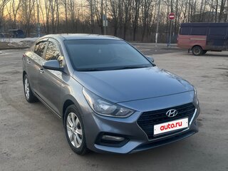 2017 Hyundai Solaris II, серый, 750000 рублей, вид 2