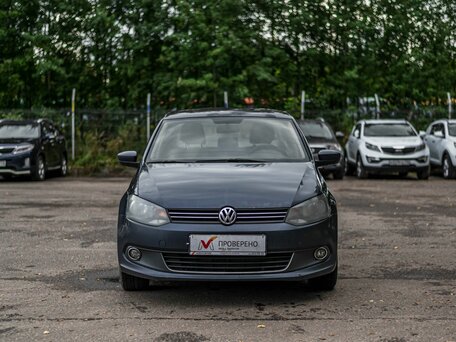 2013 Volkswagen Polo V, синий, 495000 рублей, вид 3