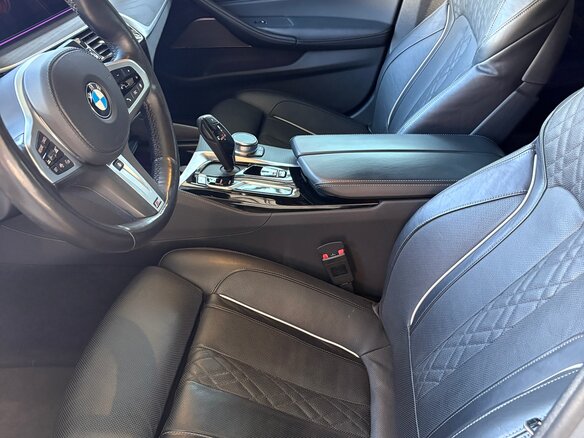 2020 BMW 5 серии 530d xDrive VII (G30/G31/G38) Рестайлинг, чёрный, 6299000 рублей - вид 17