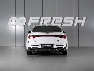 2022 Kia K5 III, белый, 2499000 рублей, вид 4