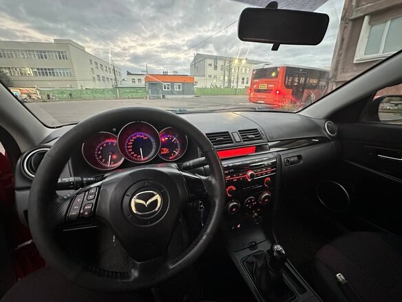 2003 Mazda 3 I (BK), красный, 330000 рублей - вид 7