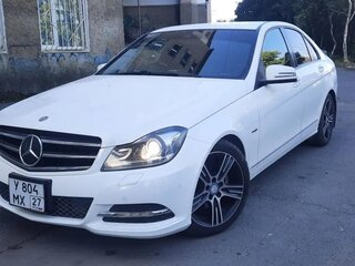 2013 Mercedes-Benz C-Класс 180 BlueEFFICIENCY III (W204) Рестайлинг, белый, 1350000 рублей, вид 4