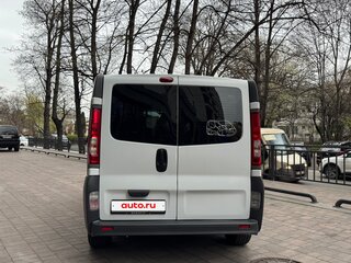 2007 Renault Trafic II Рестайлинг, белый, 1490000 рублей, вид 3