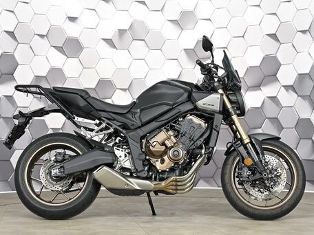2025 Honda CB 650R, чёрный, 1177000 рублей, вид 3
