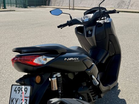 2022 Yamaha NMAX, чёрный, 350000 рублей, вид 1