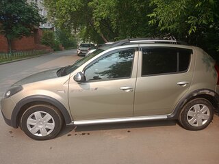 2013 Renault Sandero Stepway I, бежевый, 650000 рублей, вид 4