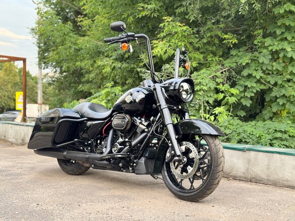2023 Harley-Davidson Road King, чёрный, 1890000 рублей - вид 1