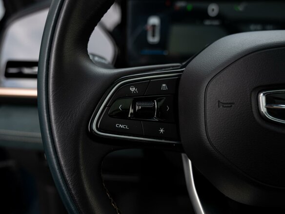 2023 Geely Monjaro I, зелёный - вид 22