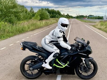 2008 Kawasaki ZX-6R Ninja, чёрный, 570000 рублей, вид 5