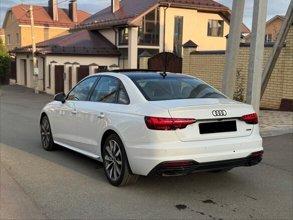 2022 Audi A4 40 TFSI V (B9) Рестайлинг, белый, 3890000 рублей - вид 2