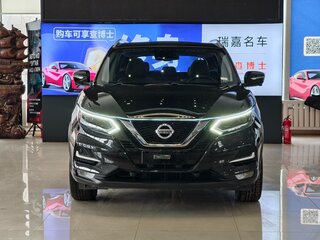 2023 Nissan Qashqai II Рестайлинг, чёрный, 1740000 рублей, вид 2