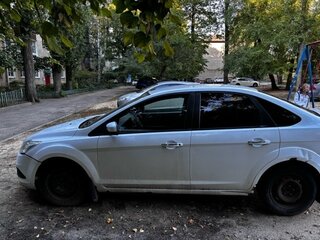 2010 Ford Focus II Рестайлинг, белый, 380000 рублей, вид 4