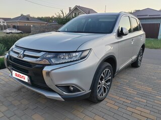 2016 Mitsubishi Outlander III Рестайлинг 2, серебристый, 1850000 рублей, вид 1