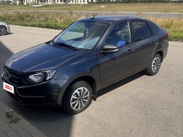 2024 Lada (ВАЗ) Granta I Рестайлинг, серый, 800000 рублей - вид 2