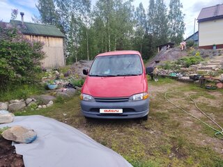 1998 Toyota HiAce H100, красный, 630000 рублей, вид 2