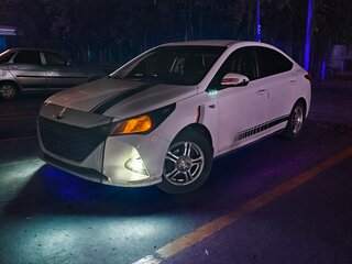 2021 Hyundai Solaris II Рестайлинг, белый, 1500000 рублей, вид 2