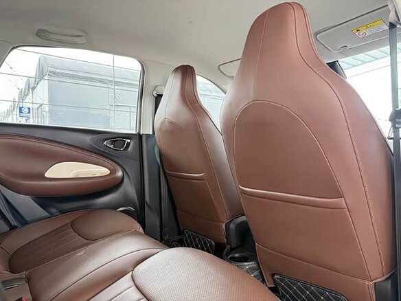 2023 Wuling Binguo 31.9 kWh, бежевый, 1276000 рублей - вид 25
