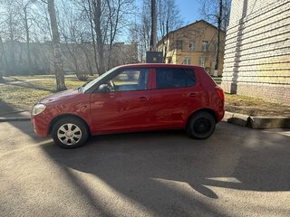 2008 Skoda Fabia II, красный, 250000 рублей, вид 4