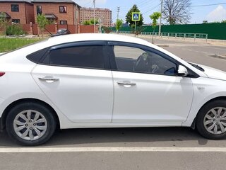 2018 Hyundai Solaris II, белый, 789000 рублей, вид 2