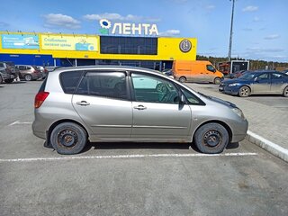 2002 Toyota Corolla Spacio II, бежевый, 550000 рублей, вид 4