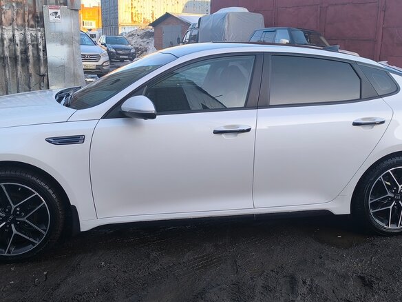 2019 Kia Optima IV Рестайлинг, белый, 1730000 рублей - вид 7