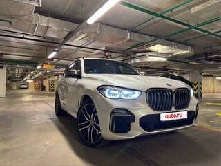 2019 BMW X5 30d IV (G05/G18), белый, 7200000 рублей, вид 4