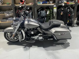 2017 Harley-Davidson Road King, серебристый, 1630000 рублей, вид 5