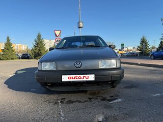 1989 Volkswagen Passat B3, серый, 180000 рублей, вид 4