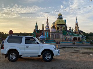 1999 Toyota Land Cruiser Prado 90 Series Рестайлинг, белый, 1000000 рублей, вид 2