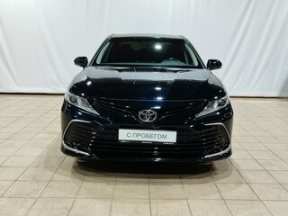 2021 Toyota Camry VIII (XV70) Рестайлинг, чёрный, 2990000 рублей, вид 1