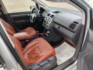 2010 Volkswagen Touran I Рестайлинг, серебристый, 590000 рублей, вид 5