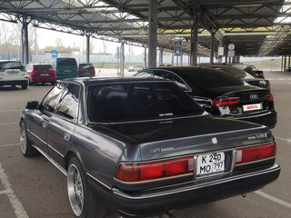 1990 Toyota Mark II VI (X80), серый, 500000 рублей, вид 2