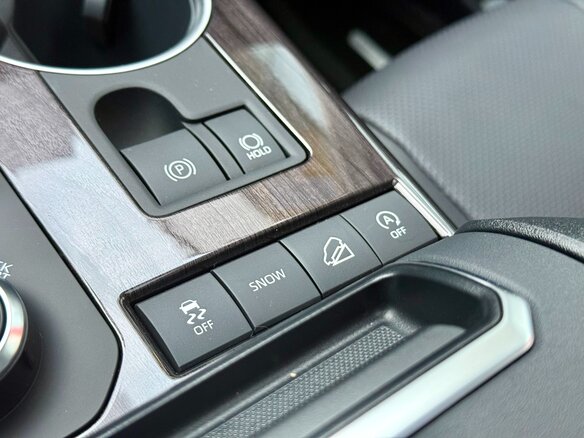 2025 Toyota Highlander IV (XU70), чёрный, 5490000 рублей - вид 15
