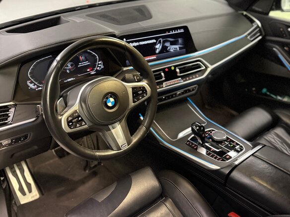 2020 BMW X7 40i I (G07), белый, 6790000 рублей - вид 7
