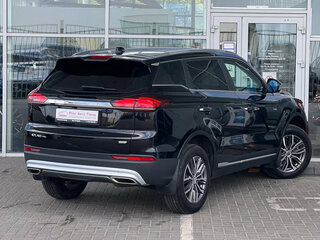 2024 Geely Atlas Pro, чёрный, 2099000 рублей, вид 2