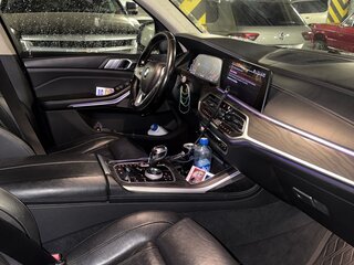 2020 BMW X7 30d I (G07), чёрный, 6350000 рублей, вид 5