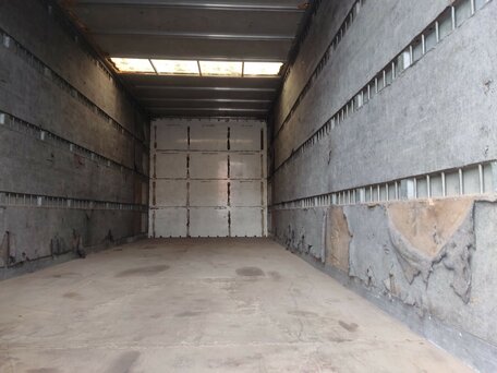 1998 Mercedes-Benz Actros, красный, 2200000 рублей, вид 4
