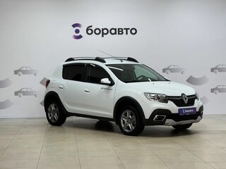 2021 Renault Sandero Stepway II Рестайлинг, белый, 1320000 рублей, вид 3