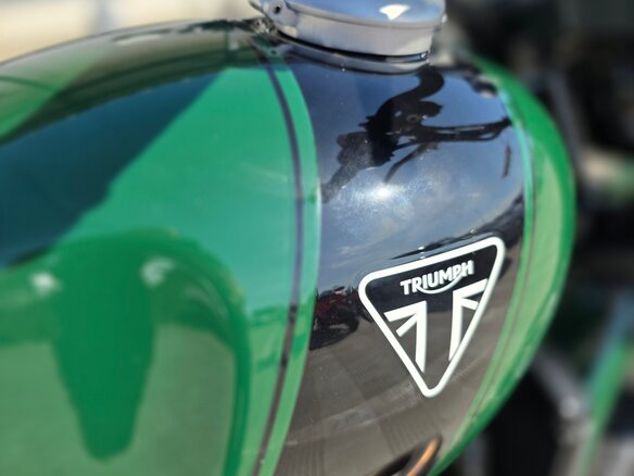 2022 Triumph Scrambler, зелёный - вид 18