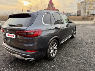 2019 BMW X5 30d IV (G05/G18), серый, 5600000 рублей, вид 4