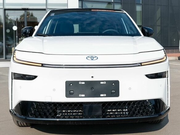 2026 Toyota bZ3X 58.3 kWh, белый - вид 1