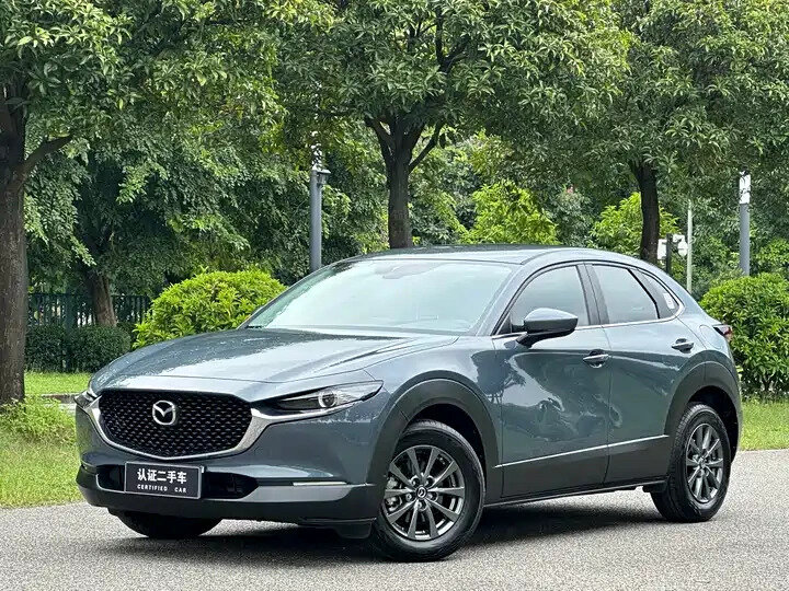 Открыть фотографии: Mazda CX-30 I