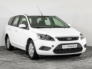 2010 Ford Focus II Рестайлинг, белый, 499000 рублей, вид 3
