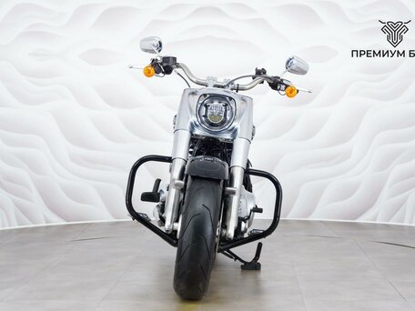 2018 Harley-Davidson Fat Boy, чёрный, 1899000 рублей, вид 4