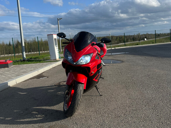 2001 Honda CBR 600F, красный, 400000 рублей