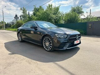 2021 Mercedes-Benz E-Класс 200 V (W213, S213, C238) Рестайлинг, серый, 5600000 рублей, вид 4