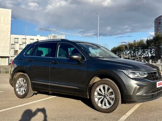2020 Volkswagen Tiguan II Рестайлинг, серый, 2500000 рублей, вид 2